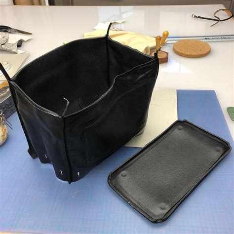 hermes leathe corner repair